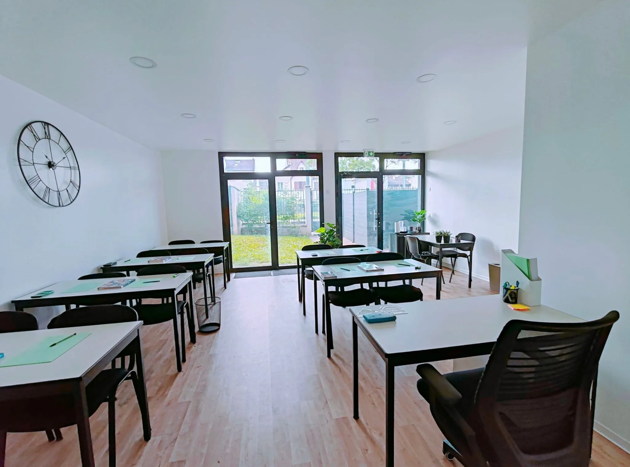 Espace de travail Skolar Alpha — salle principale